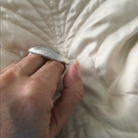 NWT Silver tone Becca double finger ring textured - Picture 4 of 5